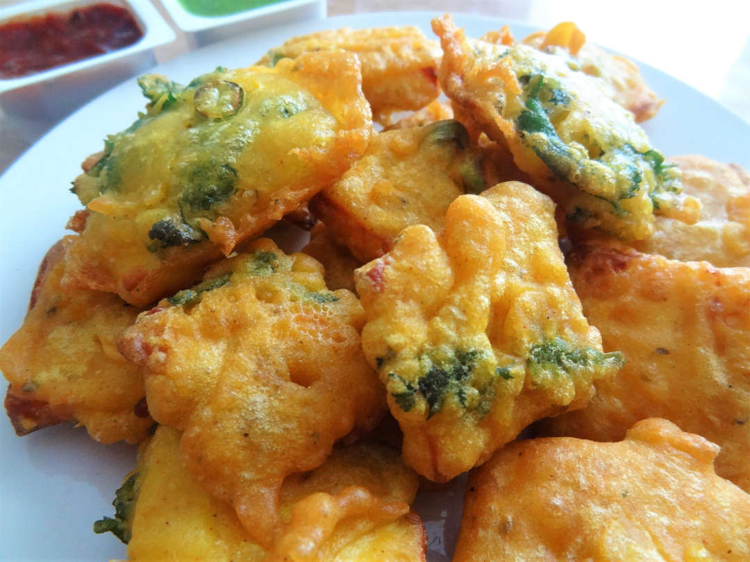 paneer-pakora-recipe-how-to-make-paneer-pakora-at-home-felicity-plus